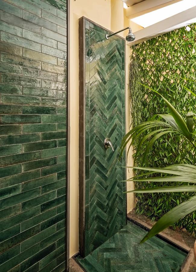 Suite Apartment Capri Con Jacuzzi In Piazzetta Exterior photo